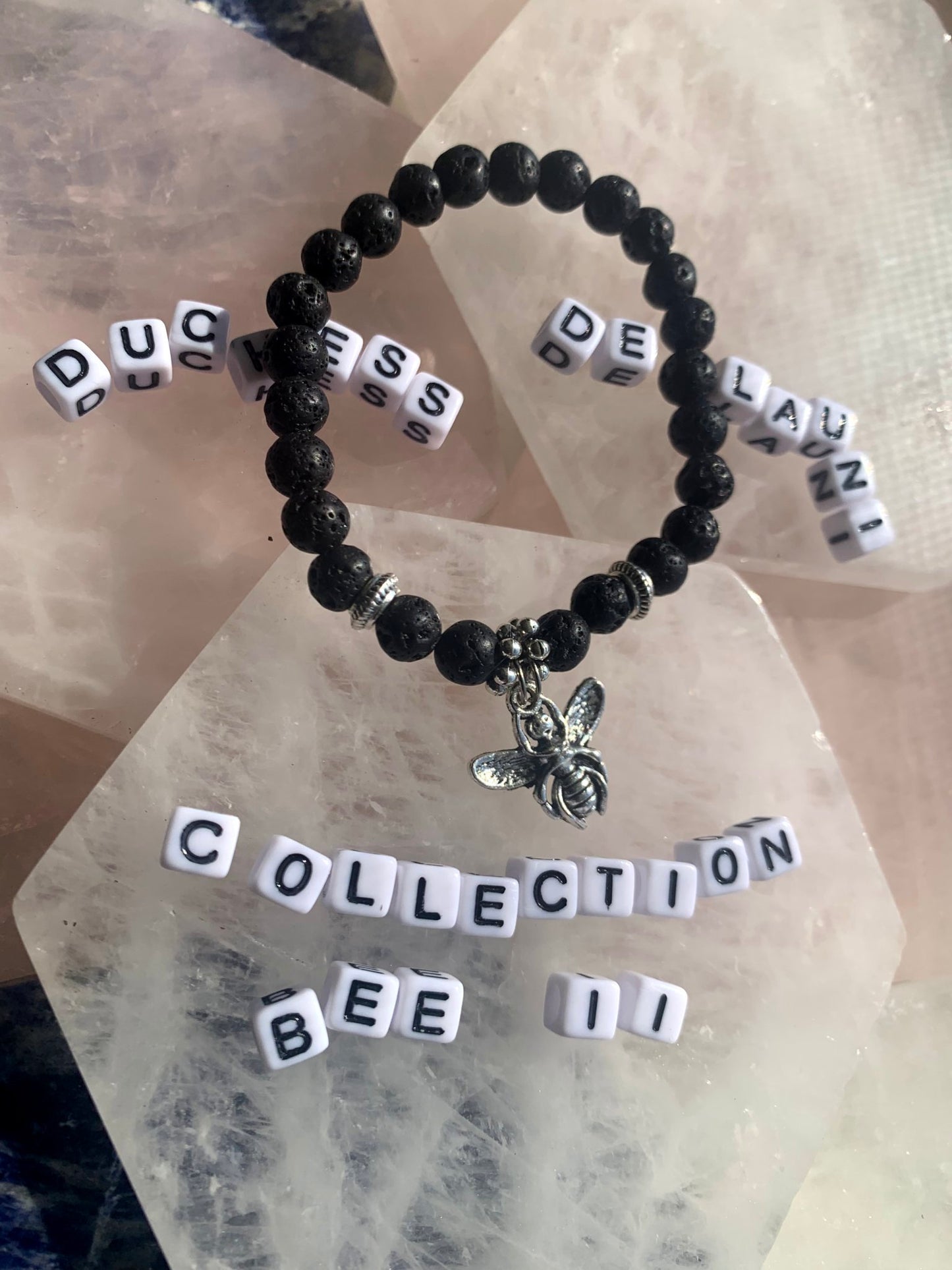 Bee Charm Bracelet - DD COLLECTION