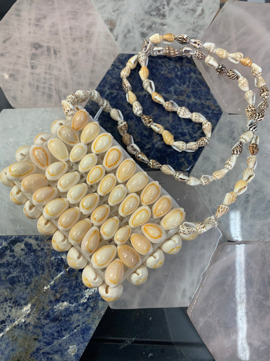 Cowrie Shell Handbag - DD Collection